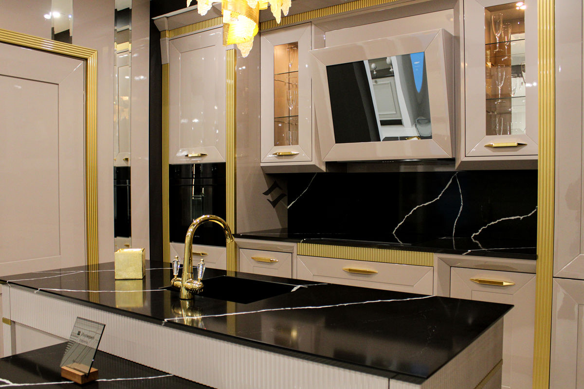 BQ8740 NERO MARQUINA